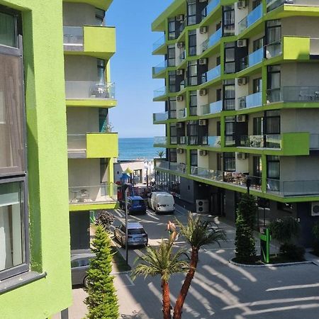 Nasty 24 Aparthotel Pool & Spa Mamaia Nord Năvodari Eksteriør billede