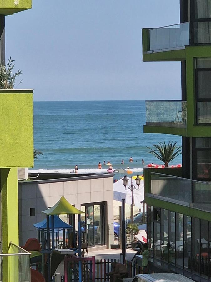 Nasty 24 Aparthotel Pool & Spa Mamaia Nord Năvodari Eksteriør billede