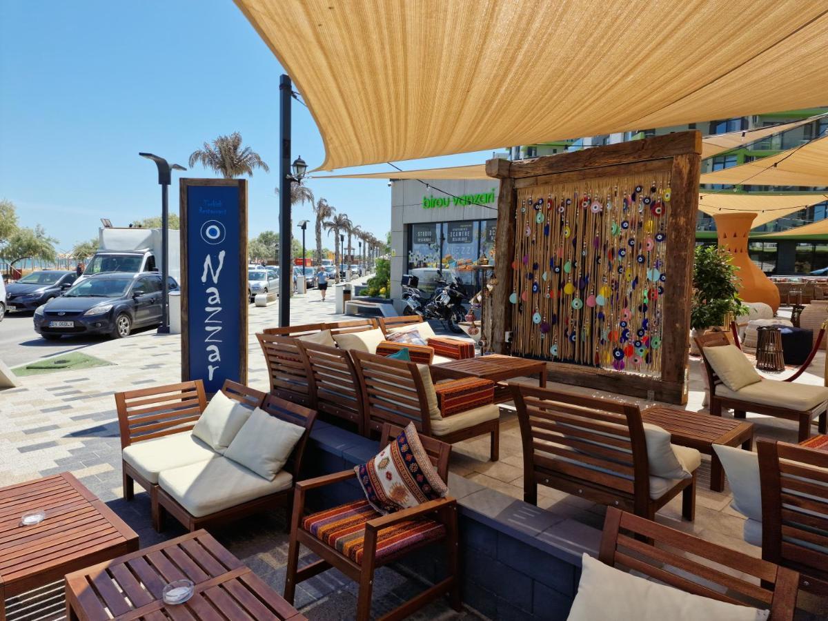 Nasty 24 Aparthotel Pool & Spa Mamaia Nord Năvodari Eksteriør billede