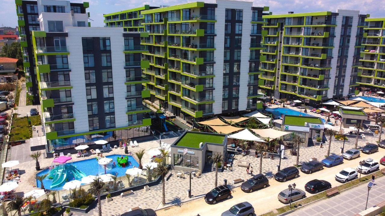 Nasty 24 Aparthotel Pool & Spa Mamaia Nord Năvodari Eksteriør billede